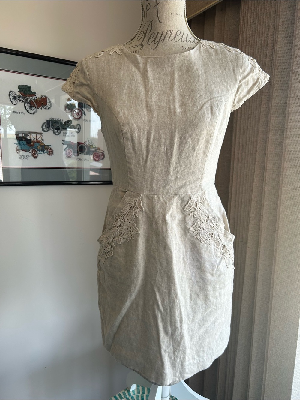 Kensie Cream Linen-Blend Mini Dress with Lace Appliqué
